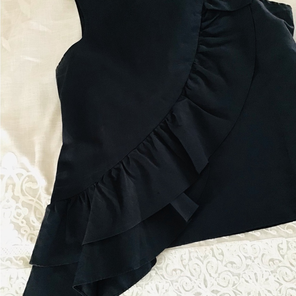 A gorgeous Tyler Boe top💋 - Picture 2 of 6